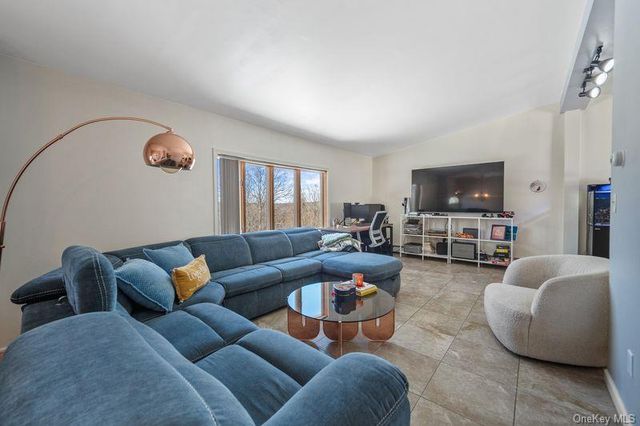 73 Chief Nimham Circle, Carmel, NY 10512