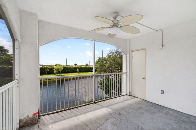 815 Boynton Beach Boulevard 6-201, Boynton Beach, FL 33426