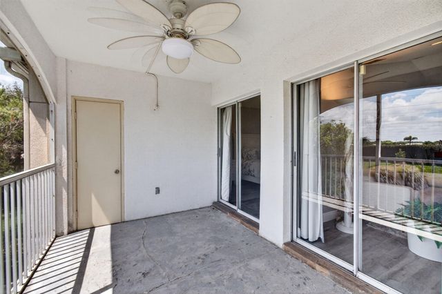 815 Boynton Beach Boulevard 6-201, Boynton Beach, FL 33426