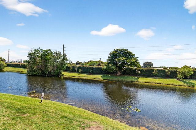 815 Boynton Beach Boulevard 6-201, Boynton Beach, FL 33426