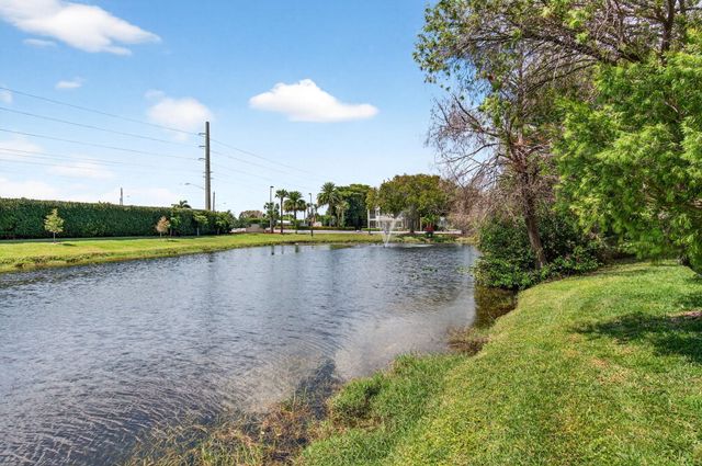 815 Boynton Beach Boulevard 6-201, Boynton Beach, FL 33426