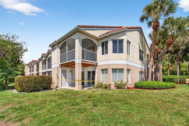 815 Boynton Beach Boulevard 6-201, Boynton Beach, FL 33426