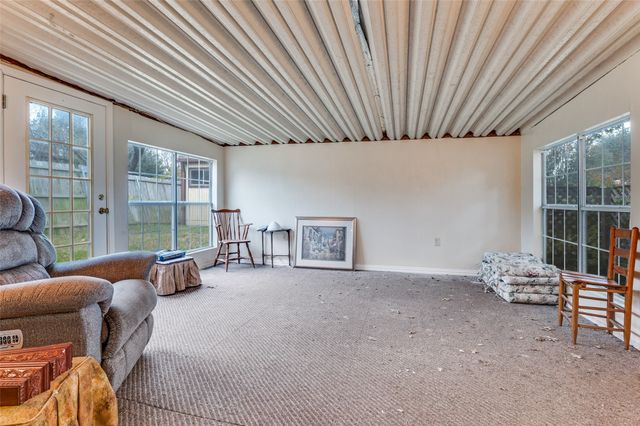 4146 Victoria Street, Irving, TX 75062