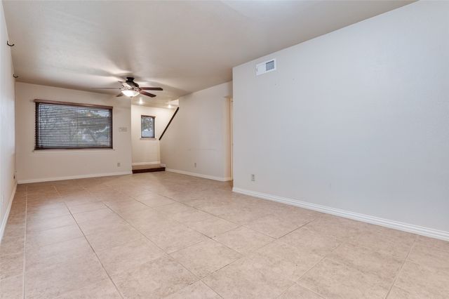 4146 Victoria Street, Irving, TX 75062