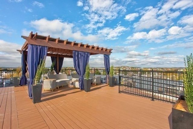 519 Broadway 405, Somerville, MA 02145