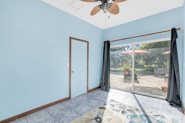 916 Roberts Road, Delray Beach, FL 33483