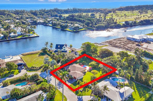 916 Roberts Road, Delray Beach, FL 33483