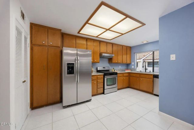 1180 Walnut Grove Avenue B, Rosemead, CA 91770
