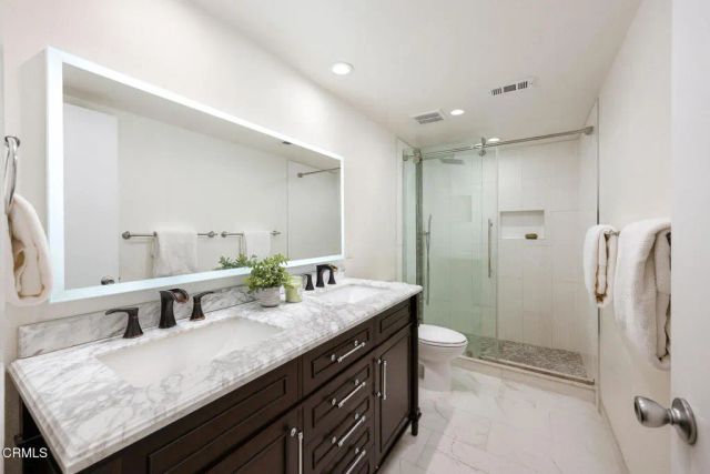 1180 Walnut Grove Avenue B, Rosemead, CA 91770
