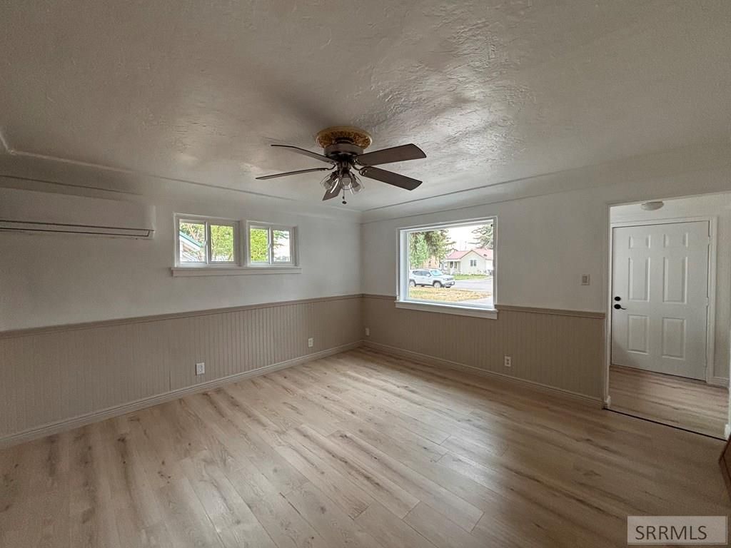 Image 8 of property listing at 349 E 2nd N, Rigby, ID 83442