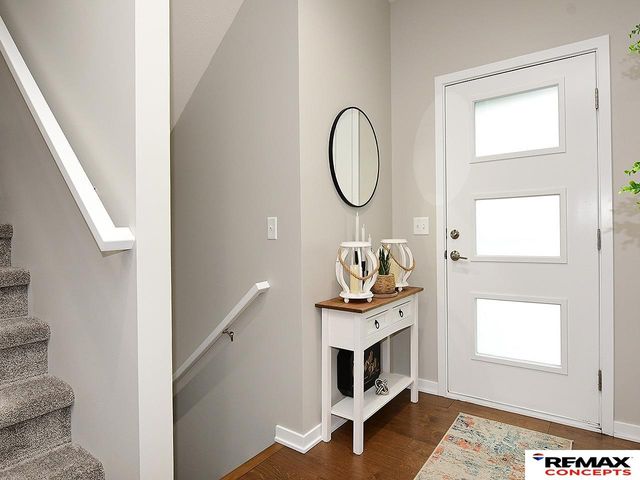 959 Titan Drive, Hickman, NE 68372