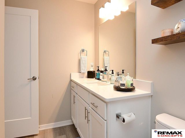 959 Titan Drive, Hickman, NE 68372