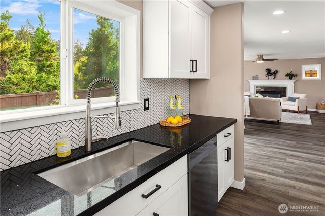 11729 59th Drive SE, Snohomish, WA 98296