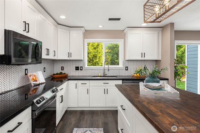 11729 59th Drive SE, Snohomish, WA 98296