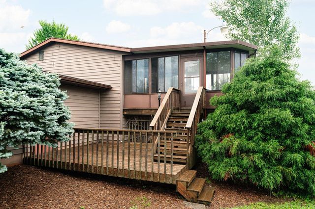 705 S 14th Street, La Crescent, MN 55947