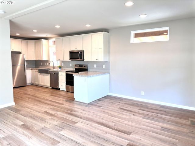 11316 Ne 28TH St 13, Vancouver, WA 98682