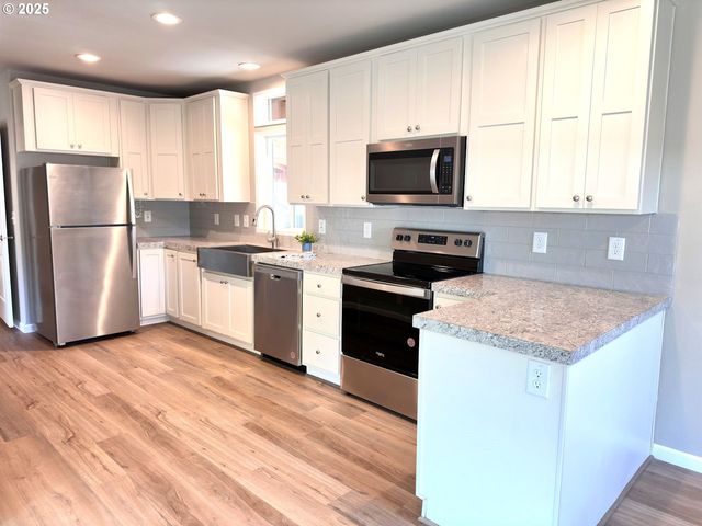 11316 Ne 28TH St 13, Vancouver, WA 98682