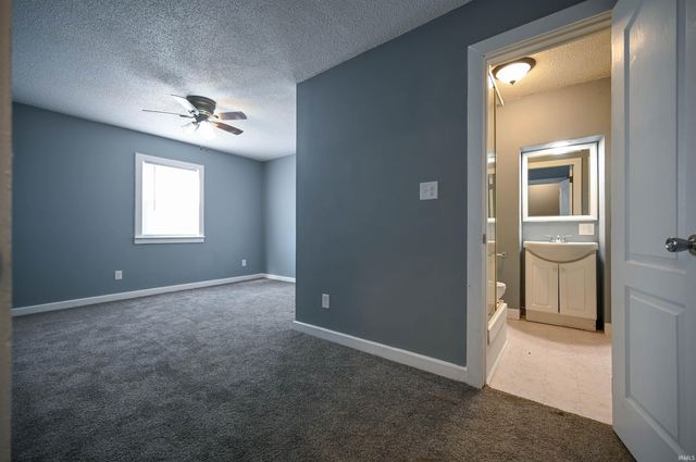 1622 COLUMBUS Boulevard, Kokomo, IN 46901