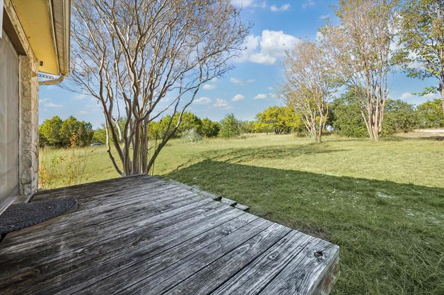 1091 Alta Vista RD, Spicewood, TX 78669