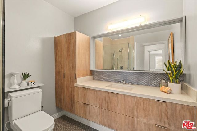 930 3rd Street 305, Santa Monica, CA 90403