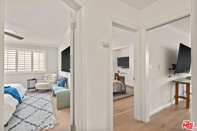 930 3rd Street 305, Santa Monica, CA 90403