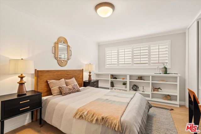 930 3rd Street 305, Santa Monica, CA 90403