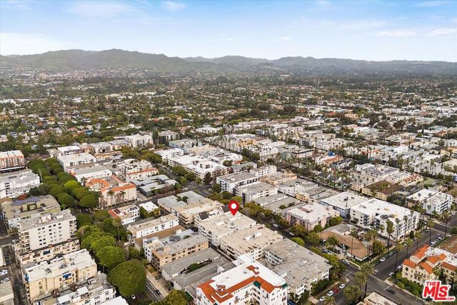 930 3rd Street 305, Santa Monica, CA 90403