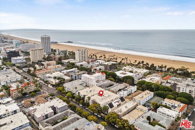 930 3rd Street 305, Santa Monica, CA 90403