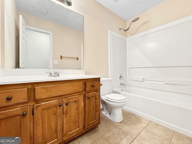 180 Foster Trace Drive, Lawrenceville, GA 30043