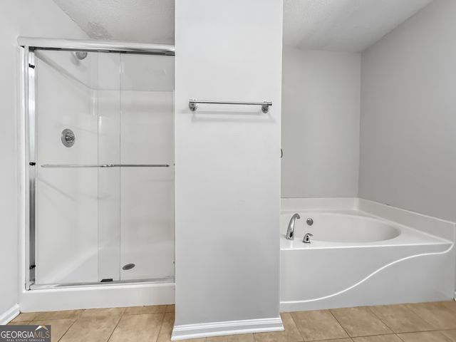 180 Foster Trace Drive, Lawrenceville, GA 30043