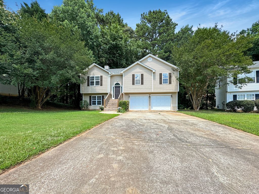 180 Foster Trace Drive, Lawrenceville, GA 30043
