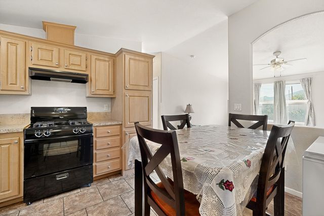 28 PRIMERO Road, Los Lunas, NM 87031