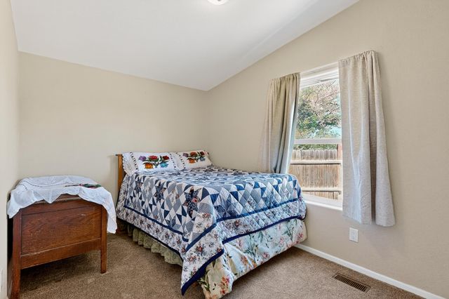 28 PRIMERO Road, Los Lunas, NM 87031