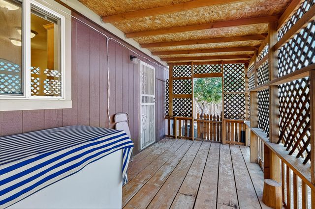 28 PRIMERO Road, Los Lunas, NM 87031