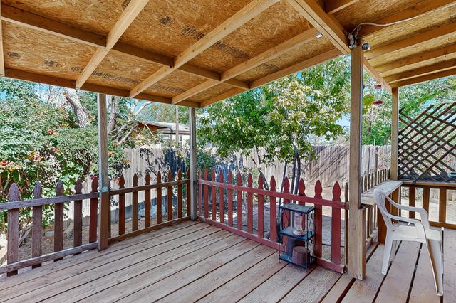 28 PRIMERO Road, Los Lunas, NM 87031