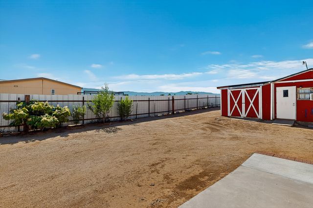 28 PRIMERO Road, Los Lunas, NM 87031