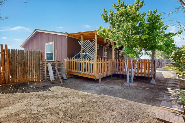 28 PRIMERO Road, Los Lunas, NM 87031