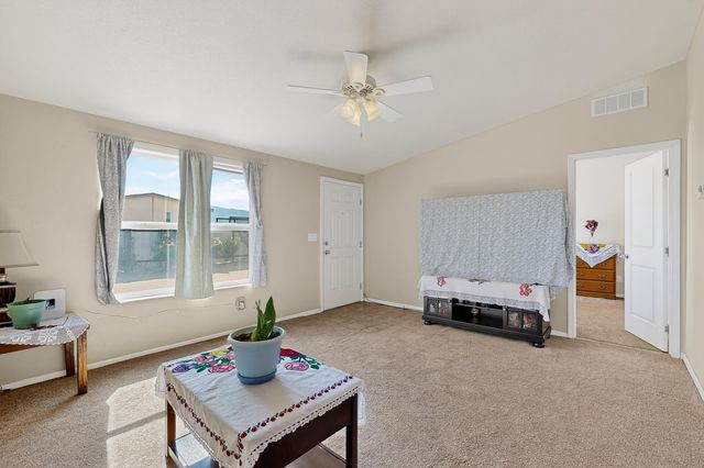 28 PRIMERO Road, Los Lunas, NM 87031