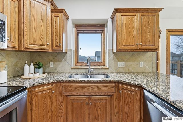 2314 N 175th Street, Omaha, NE 68116