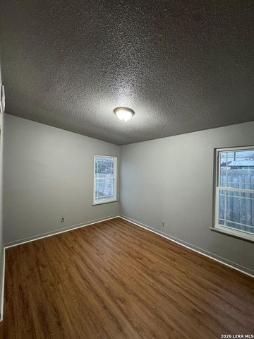 1702 WESTMAR ST, San Antonio, TX 78227