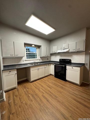1702 WESTMAR ST, San Antonio, TX 78227