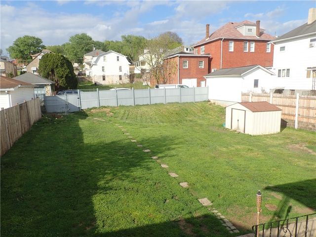 44 Fairgarden Street, Redstone Twp, PA 15475