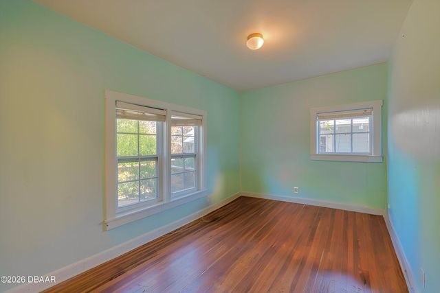 327 Mobile Avenue, Daytona Beach, FL 32118