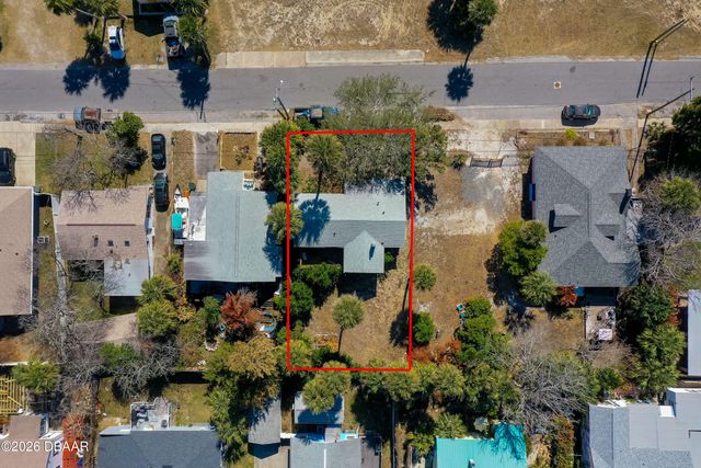 327 Mobile Avenue, Daytona Beach, FL 32118