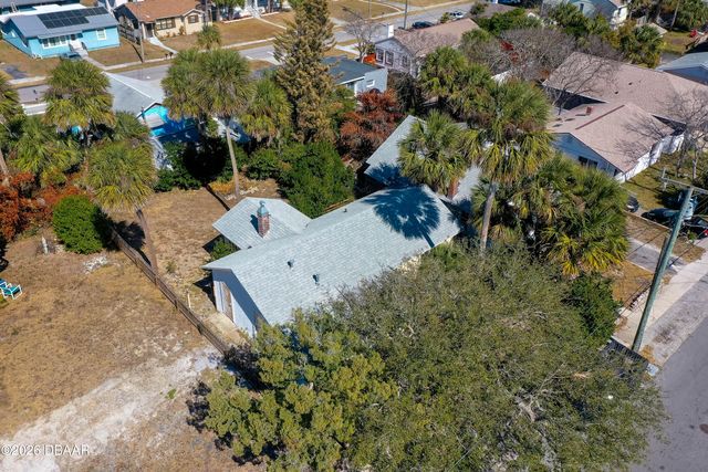 327 Mobile Avenue, Daytona Beach, FL 32118
