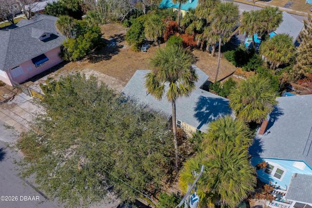 327 Mobile Avenue, Daytona Beach, FL 32118