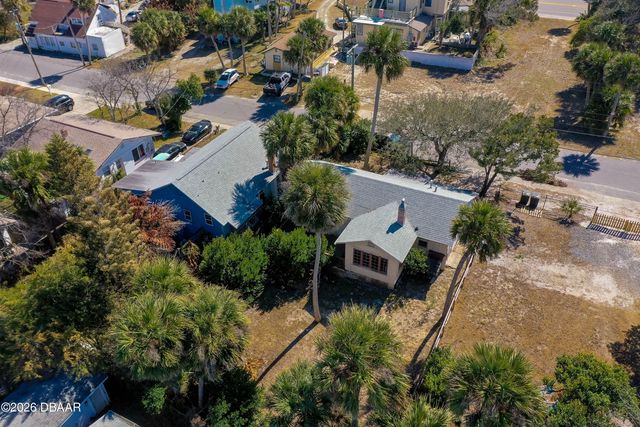 327 Mobile Avenue, Daytona Beach, FL 32118
