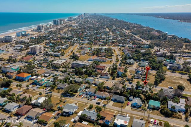 327 Mobile Avenue, Daytona Beach, FL 32118