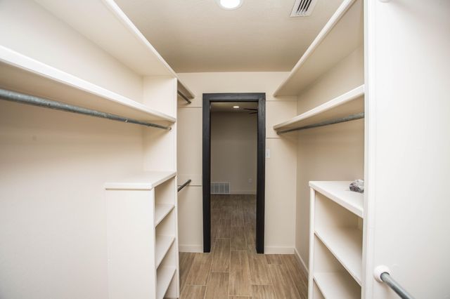 25 E Lakeshore Drive, Ransom Canyon, TX 79366