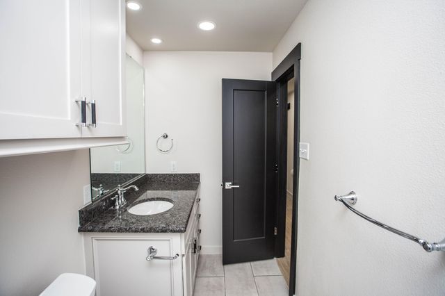 25 E Lakeshore Drive, Ransom Canyon, TX 79366